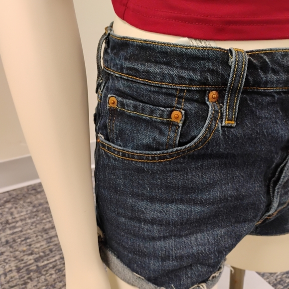 LEVI'S 501 shorts W28, Levi's denim cuffed shorts * Size 28 Small - Picture 2 of 12
